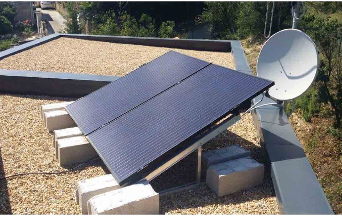 Soporte de pared para panel solar 10-20Wp